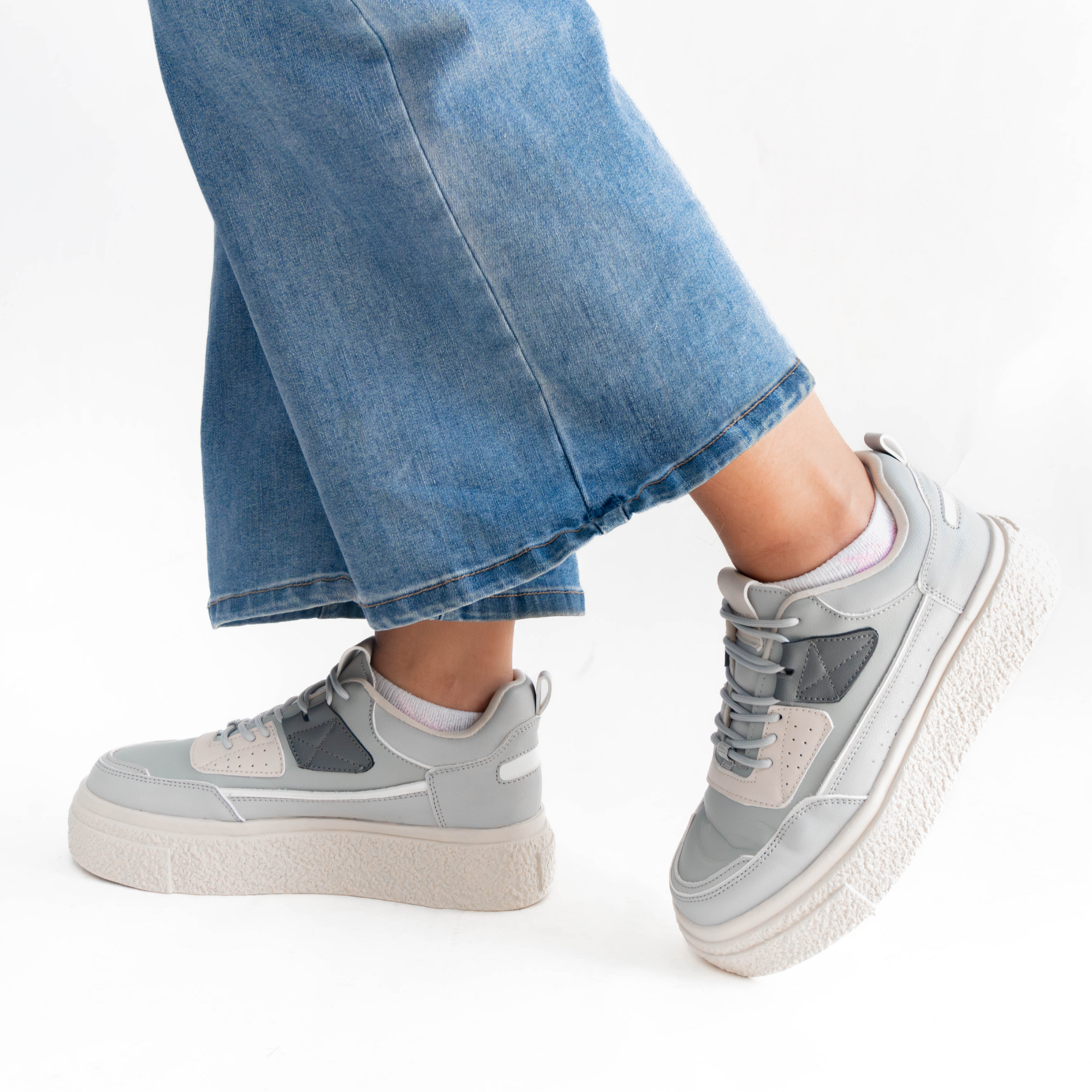 Zapatilla Mujer Lia