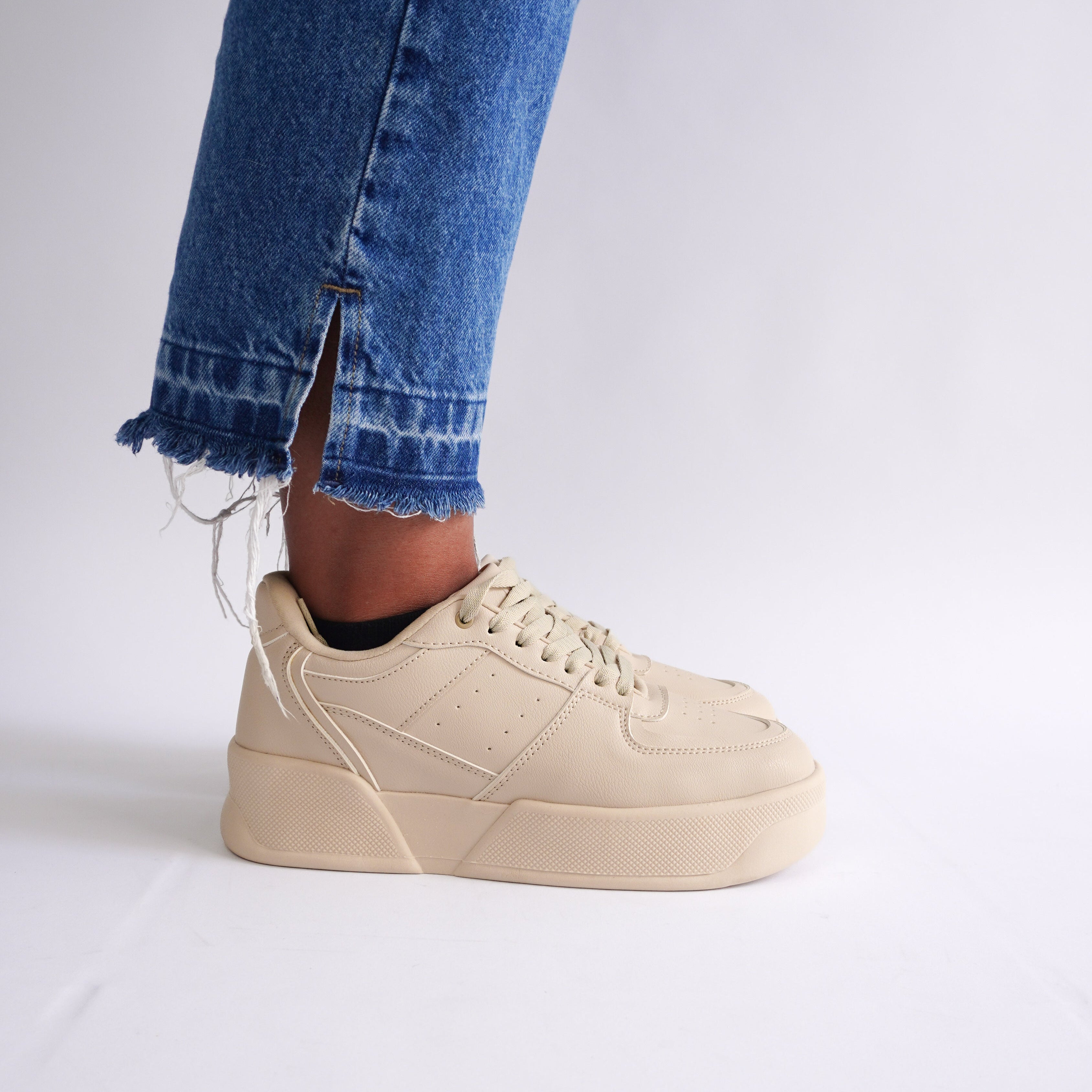 Zapatilla Mujer Bianca