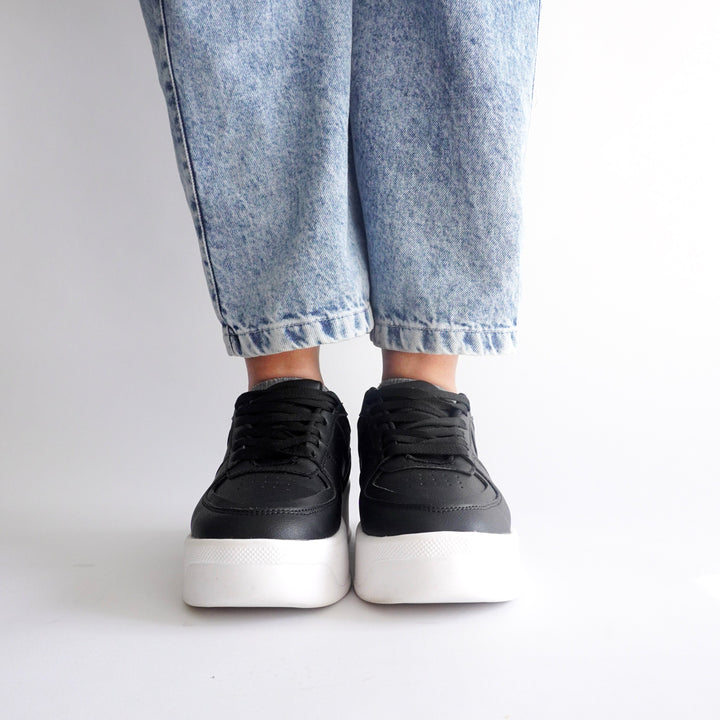 Zapatilla Mujer Bianca Black/White