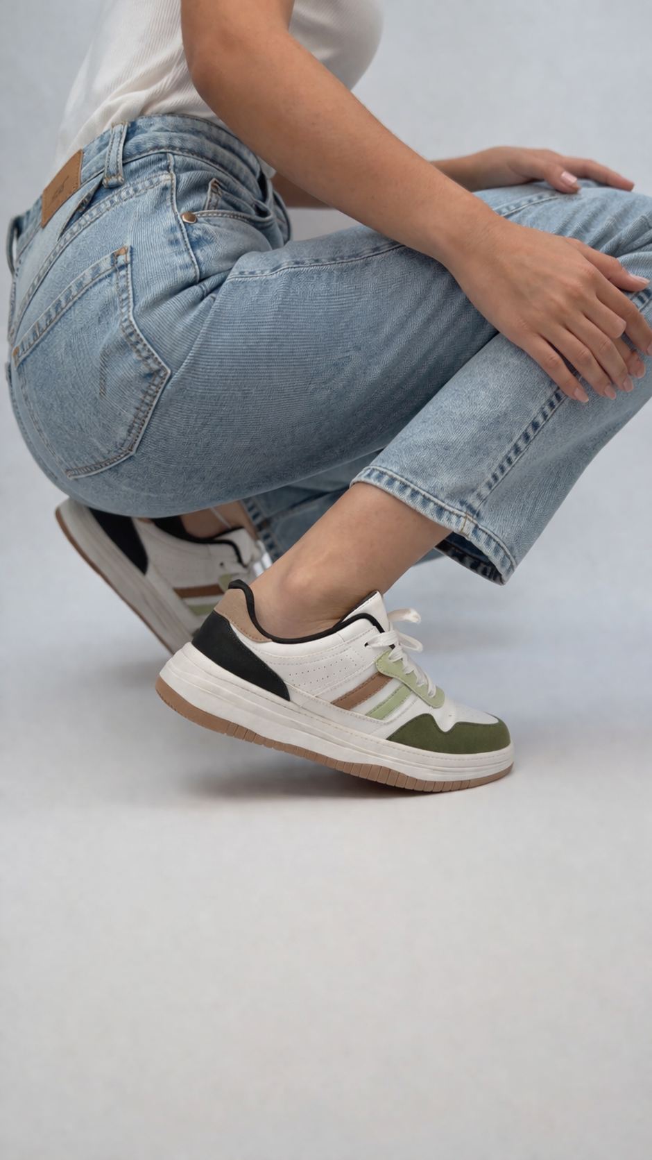 Zapatilla Mujer Andrea