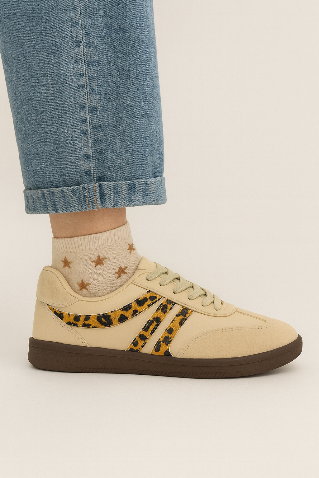 Zapatilla Mujer Lottie 670