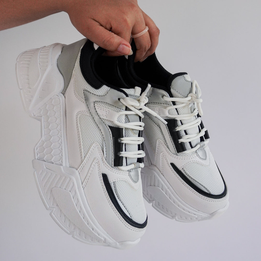 Zapatilla Mujer Fernanda Black & White