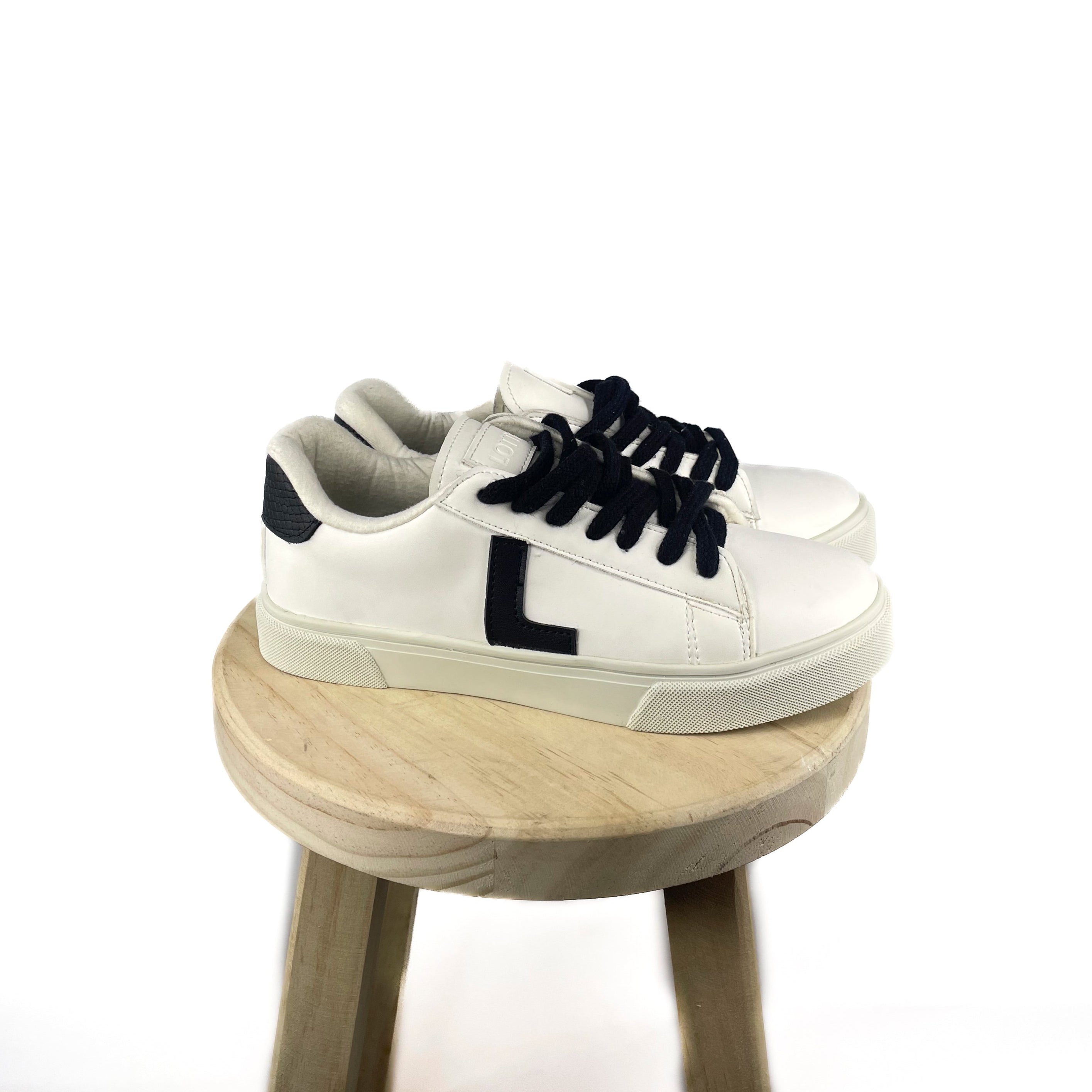 Zapatilla Mujer Luciana
