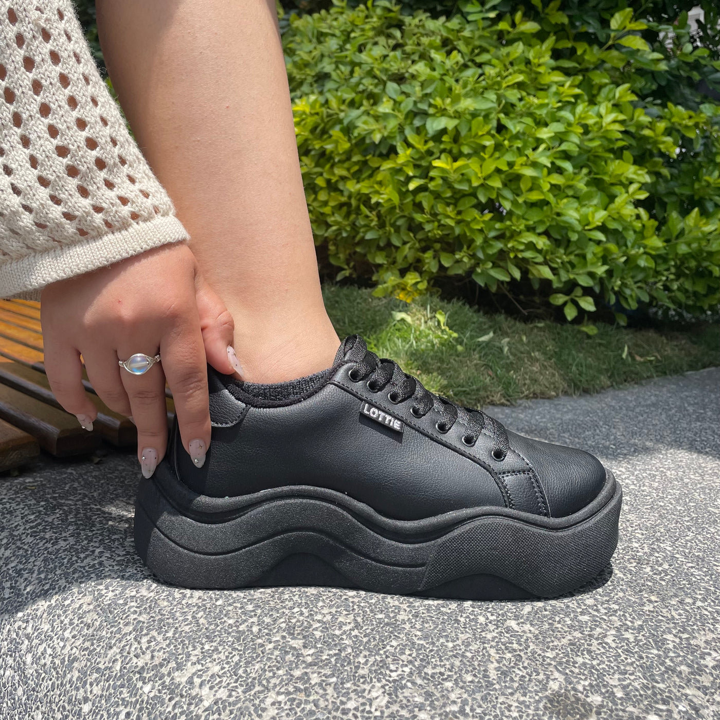 Zapatilla Mujer Ximena Black