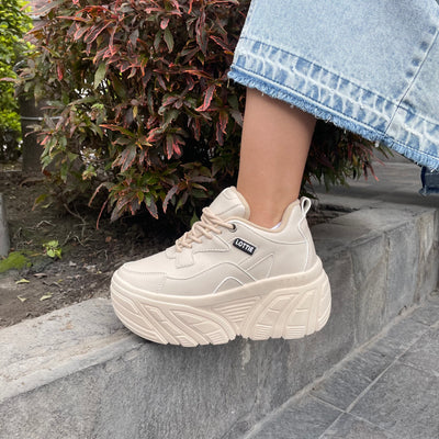 Zapatilla Mujer Julieta Beige