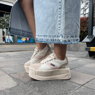 Zapatilla Mujer Almendra Beige
