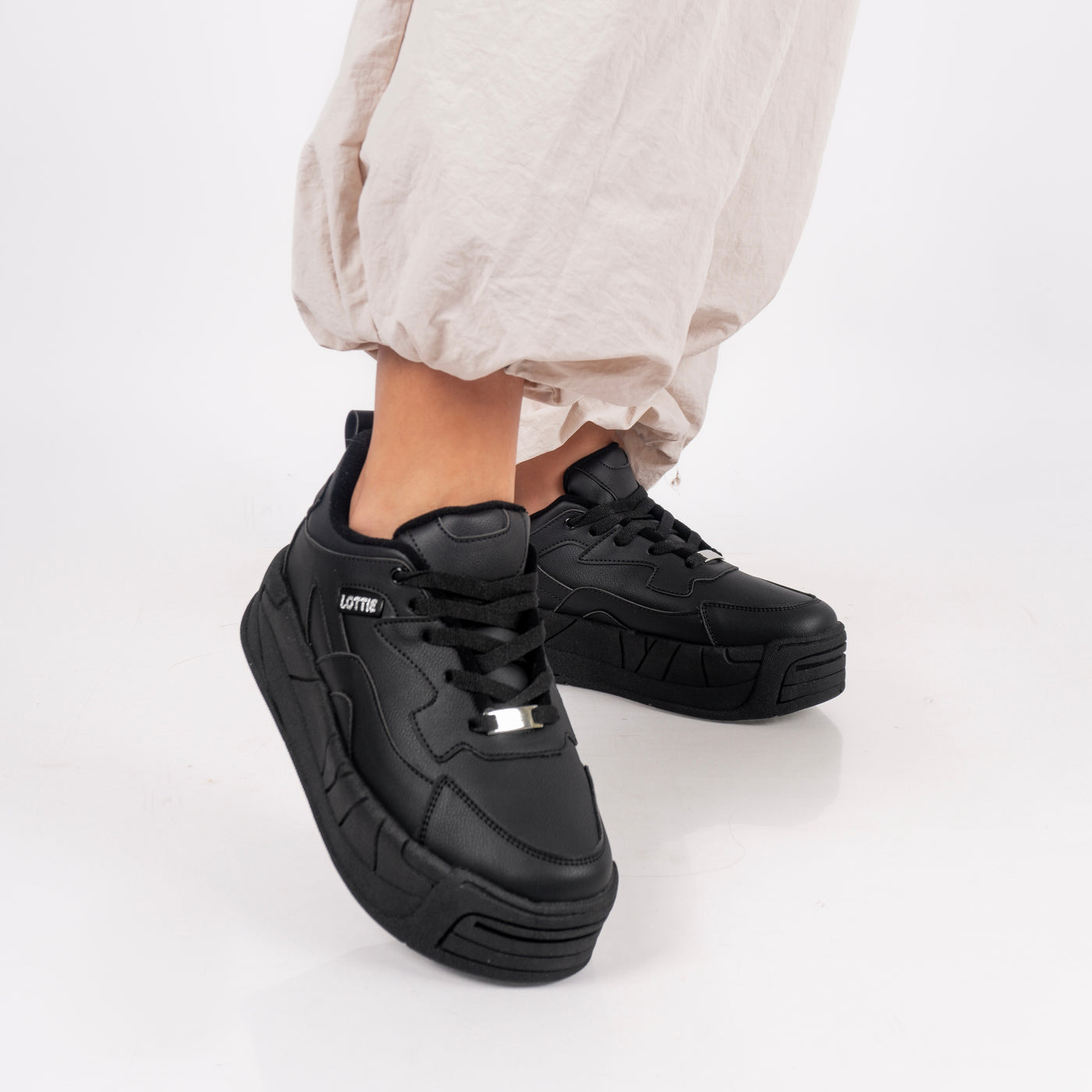 Zapatilla mujer Belisa Negro