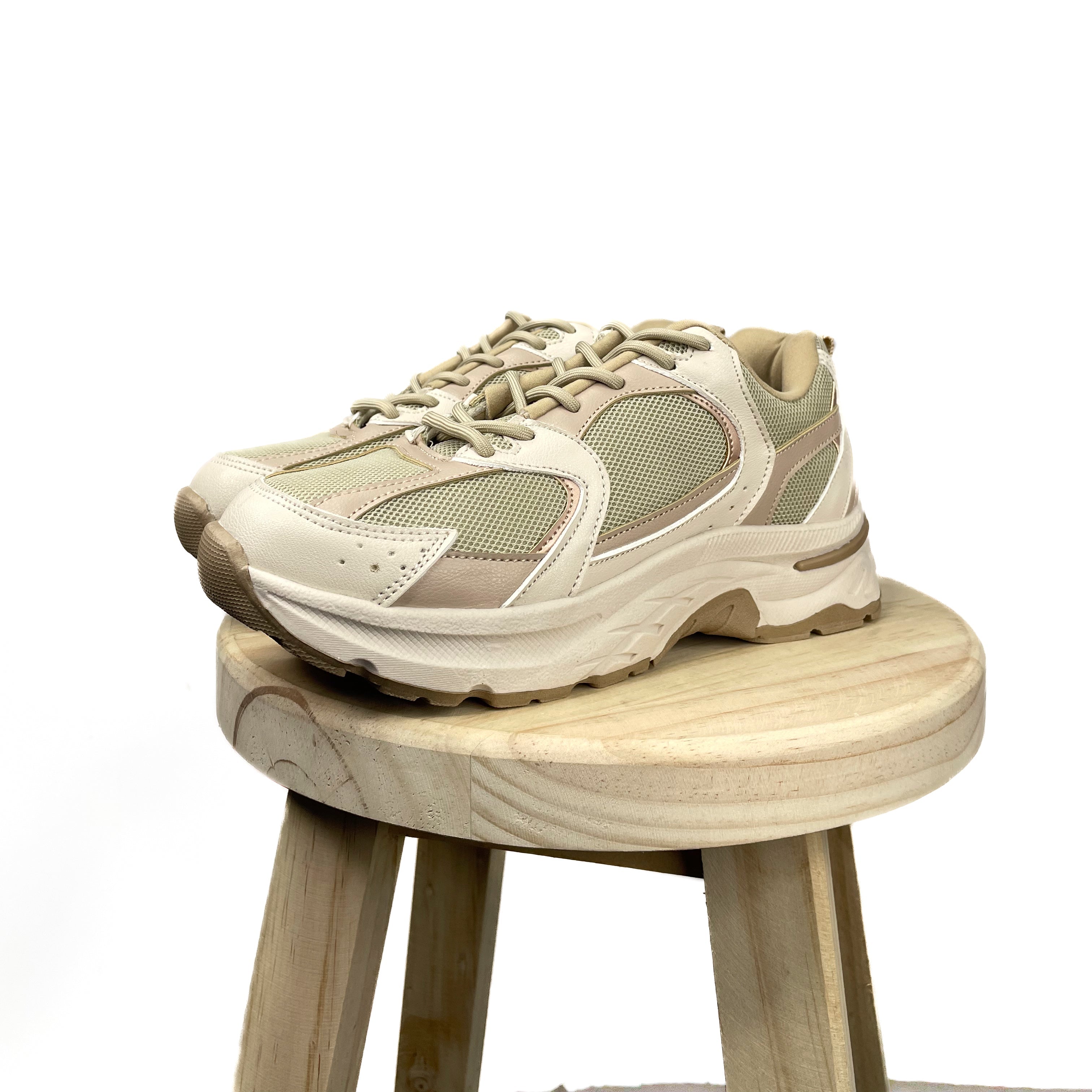 Zapatilla Mujer Lottie 680