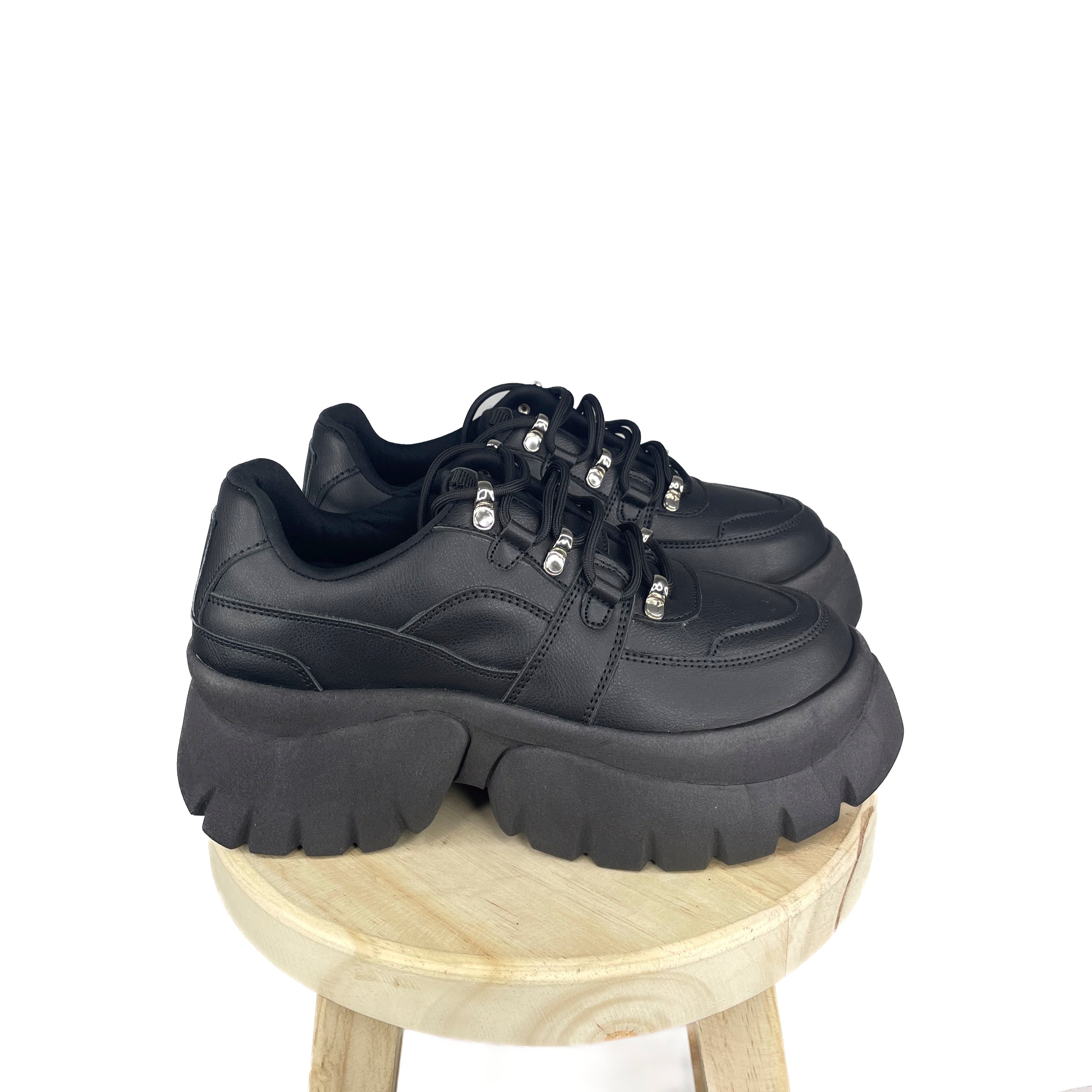 Zapatilla Mujer Bombona