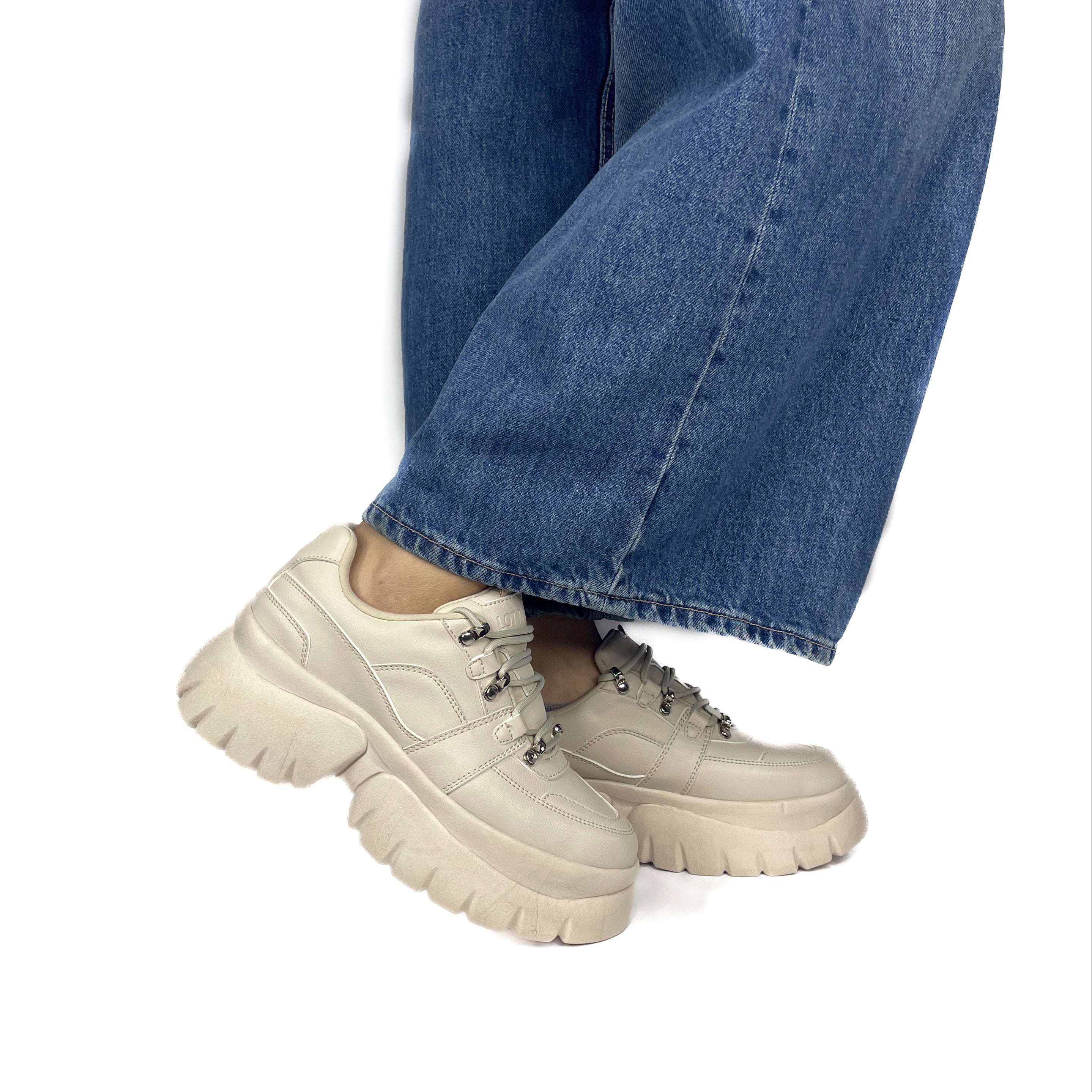 Zapatilla Mujer Bombona