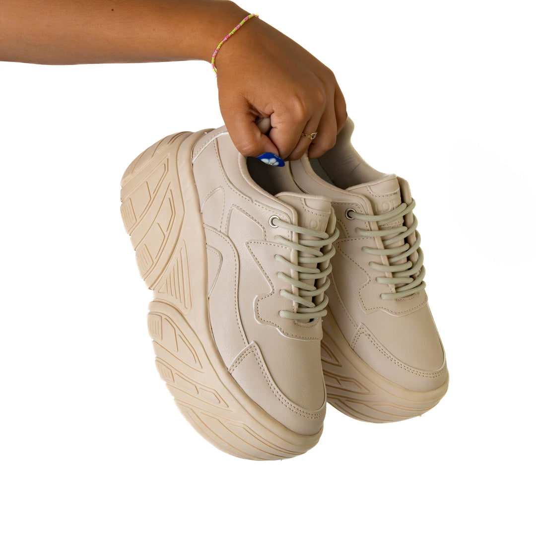 Zapatilla Mujer Julieta Beige