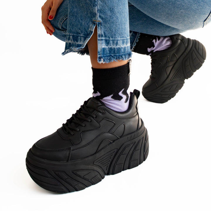 Zapatilla Mujer Julieta Black