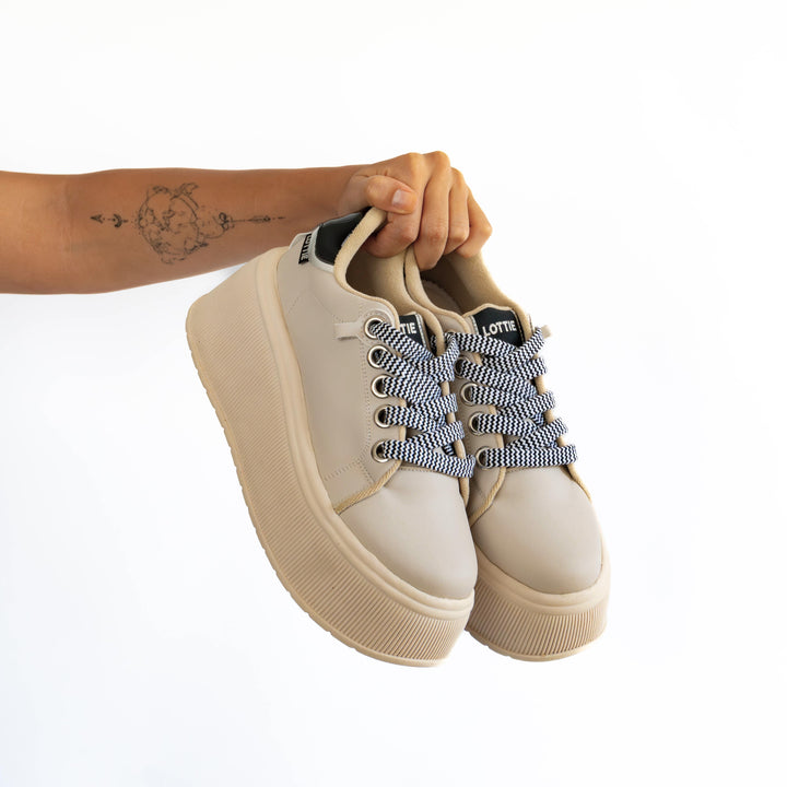 Zapatilla Mujer Karla Beige