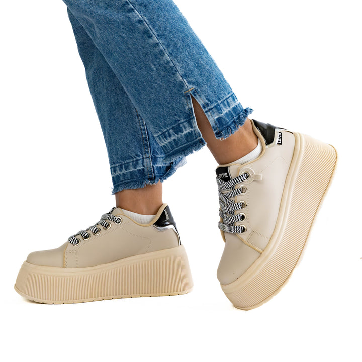 Zapatilla Mujer Karla Beige