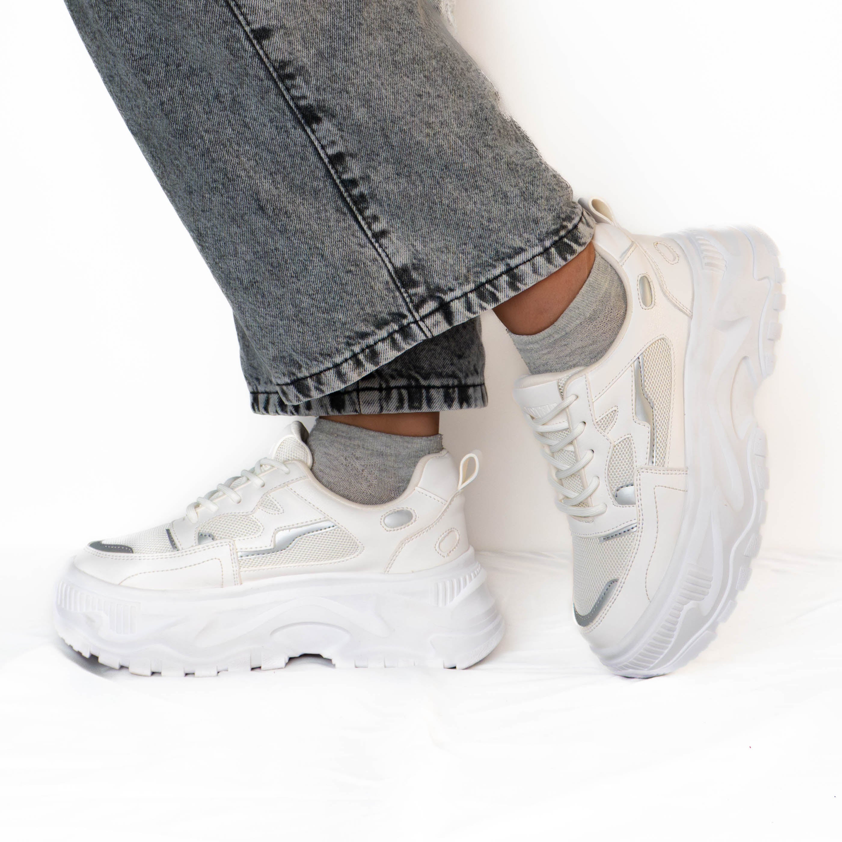 Zapatilla Mujer Mia White