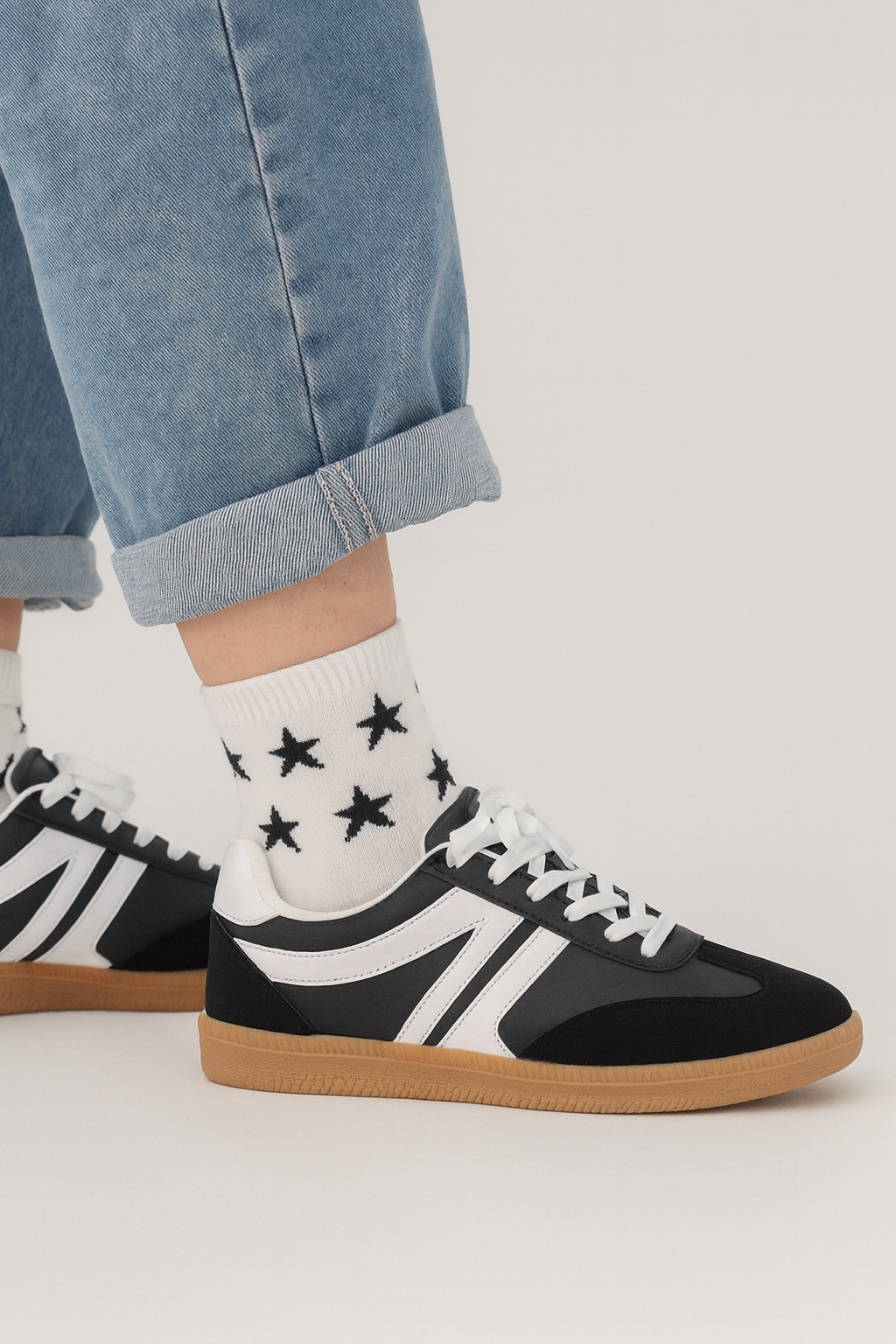 Zapatilla Mujer Lottie 670