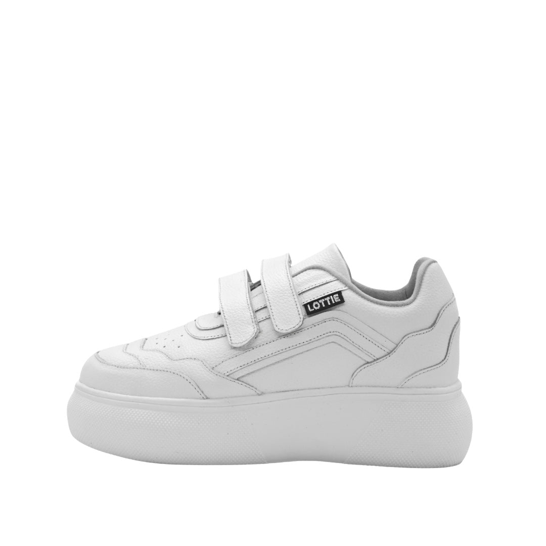 Zapatilla Escolar mujer Camila White