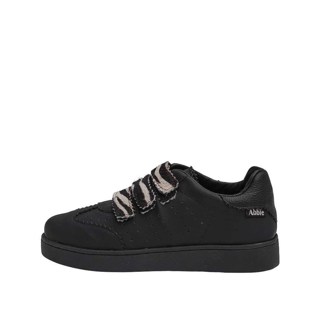 Zapatilla mujer Abbie Praga Negro