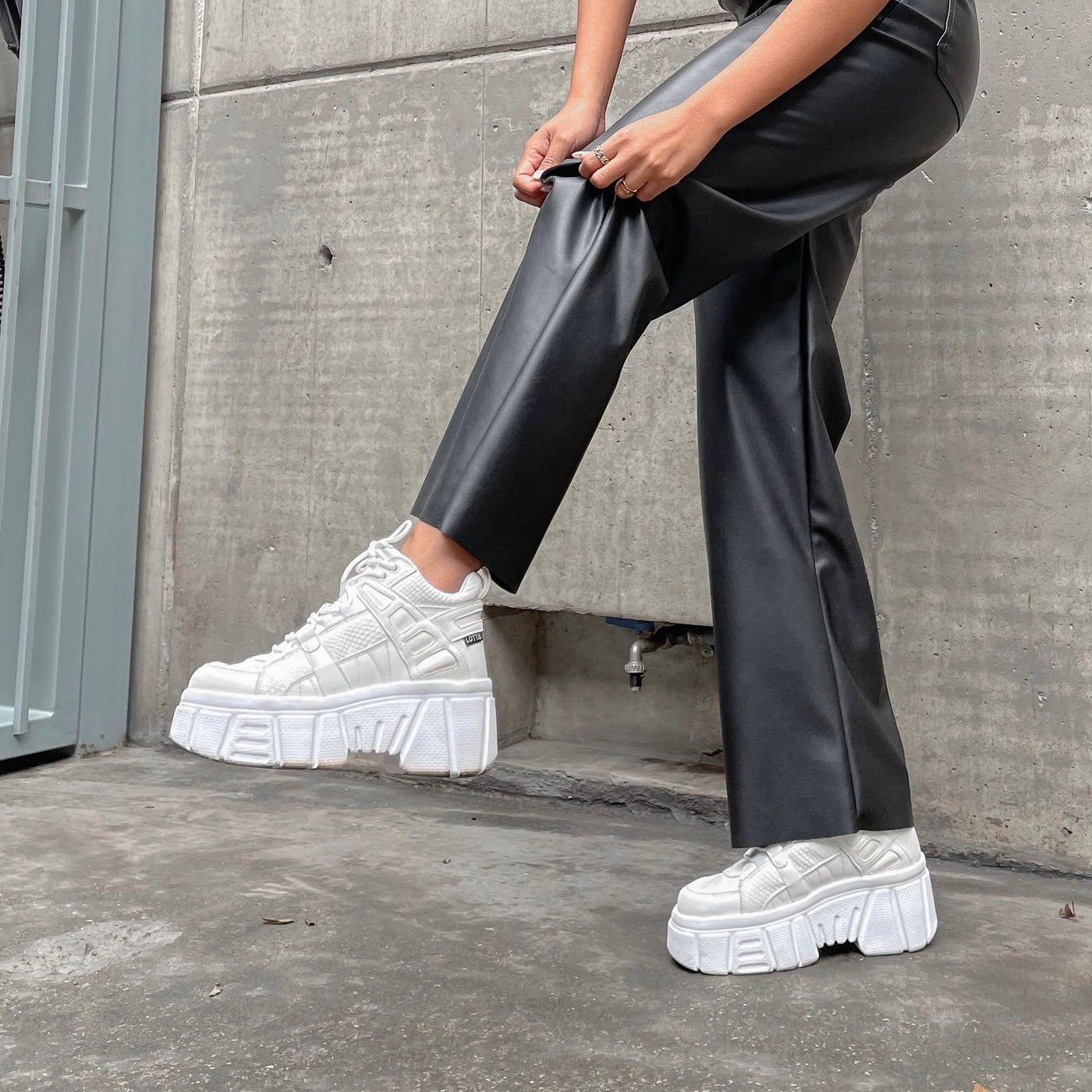 Zapatilla mujer Hana White